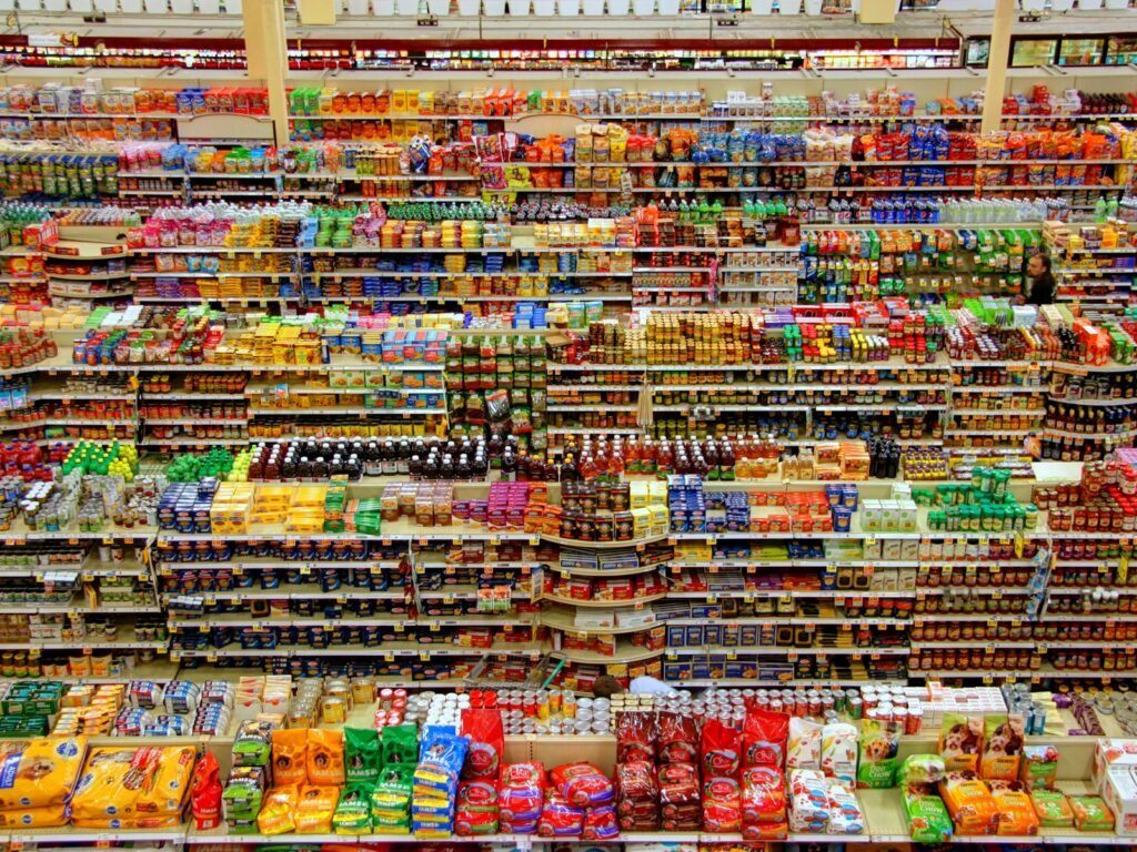 A grocery store aisle, representing navigating conflicting diet product claims