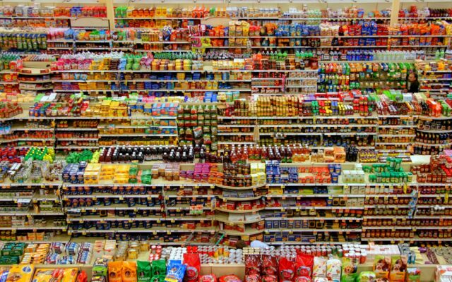 A grocery store aisle, representing navigating conflicting diet product claims